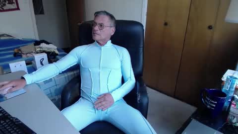 Large one  online show from April 26, 2026, 12:03 pm