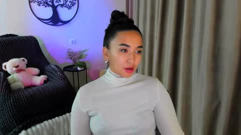 Snapshot of worldofkim chatting on November 12, 2025, 5:24 pm dudetta Kim online show from November 12, 2025, 5:24 pm