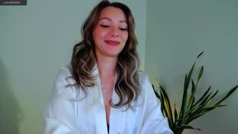 worldsbaby online show from July 5, 2026, 2:13 pm