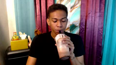 Josh This is my new account now  online show from November 26, 2025, 12:55 am