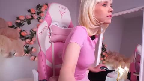 wow_angel online show from July 10, 2026, 5:45 am