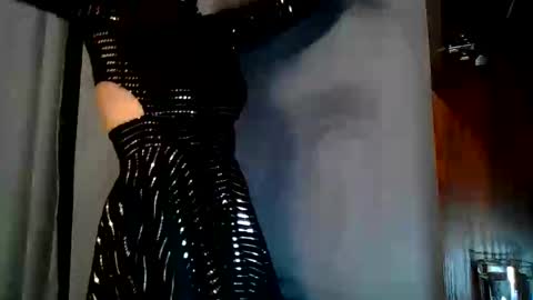 wow_dream_girl_ online show from October 26, 2025, 3:40 pm