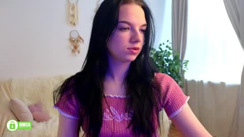 Evelin online show from April 12, 2026, 12:32 pm