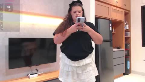 Snapshot of wow_its_kaitlyn chatting on October 15, 2025, 9:42 am Kaitlyn xx online show from October 15, 2025, 9:42 am