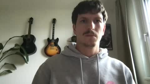 Snapshot of wow_justwow chatting on September 26, 2025, 9:35 am wow_justwow online show from September 26, 2025, 9:35 am