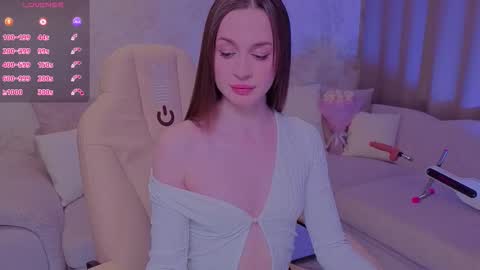 Kate online show from October 21, 2025, 9:43 am