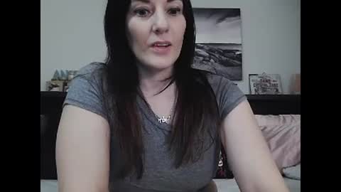 Snapshot of wrenleigh chatting on February 3, 2025, 5:29 am Crystal Lake online show from February 3, 2025, 5:29 am