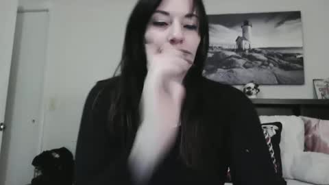 Snapshot of wrenleigh chatting on February 21, 2025, 6:07 am Crystal Lake online show from February 21, 2025, 6:07 am