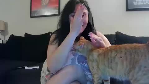 Snapshot of wrenleigh chatting on October 23, 2025, 4:45 am Crystal Lake online show from October 23, 2025, 4:45 am