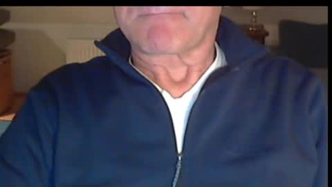 Wuki online show from December 3, 2025, 5:55 pm