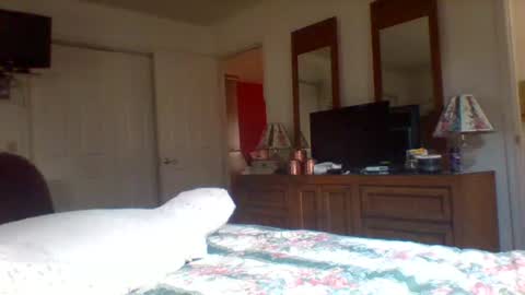 Snapshot of wvmountainlover chatting on July 10, 2026, 7:38 pm wvmountainlover online show from July 10, 2026, 7:38 pm