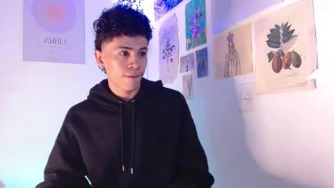 wyatt online show from December 23, 2024, 10:12 pm