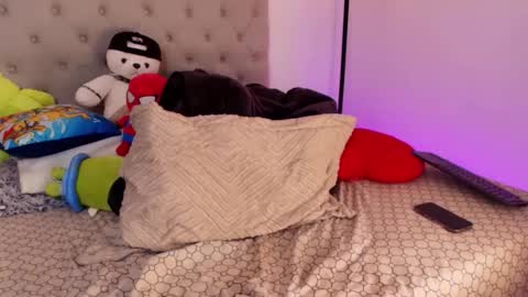 wyatt online show from October 28, 2025, 1:31 am