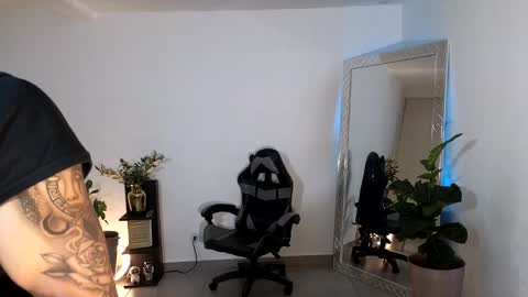 wyatt online show from September 30, 2025, 12:15 am