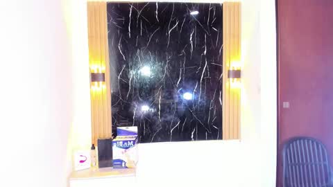 wyatt online show from October 28, 2025, 4:05 am