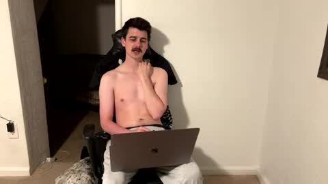 Wyatt online show from September 19, 2025, 2:02 am