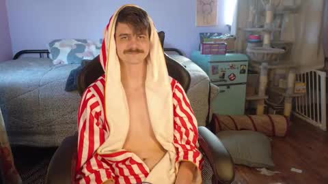 Wyatt online show from December 19, 2025, 4:36 pm