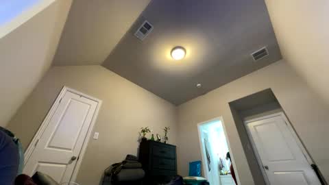 Snapshot of wynterheat chatting on October 4, 2025, 5:44 pm Wynter Heat online show from October 4, 2025, 5:44 pm