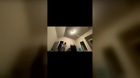 Wynter Heat online show from November 28, 2025, 2:47 am