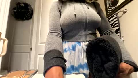 Wynter Heat online show from June 7, 2026, 7:34 am