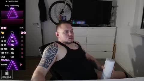 Snapshot of x19marco93x chatting on March 7, 2025, 7:49 pm x19marco93x online show from March 7, 2025, 7:49 pm