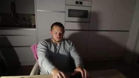 Snapshot of x19marco93x chatting on September 19, 2025, 9:26 pm x19marco93x online show from September 19, 2025, 9:26 pm