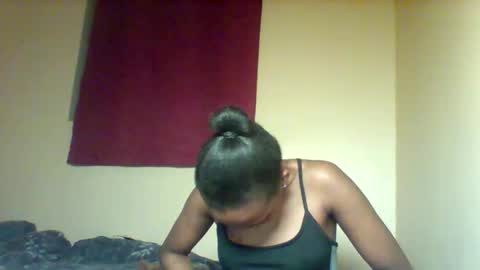 X melanine online show from September 29, 2025, 2:49 am