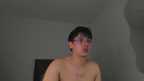 Snapshot of x_miller chatting on October 26, 2025, 7:14 am x_miller online show from October 26, 2025, 7:14 am