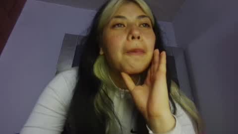 My other accont  x nyoko online show from October 22, 2025, 2:56 am