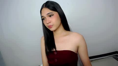 xairah_doux online show from April 25, 2026, 5:54 am