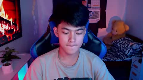 Prince Aldrian  online show from February 13, 2025, 1:15 pm