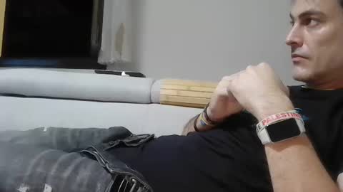 xalegarmax online show from October 18, 2025, 9:48 pm