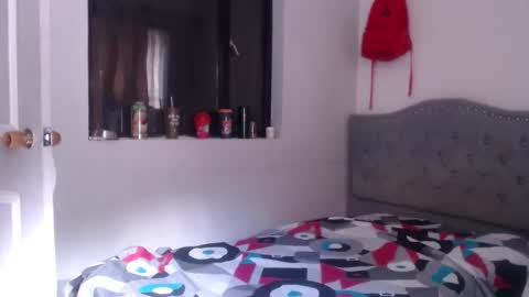 xalejo_max online show from October 15, 2025, 2:50 pm