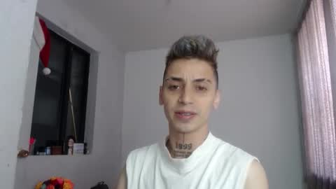 xalejo_max online show from January 11, 2026, 5:07 pm