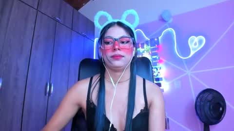 XALLYSONX online show from January 17, 2025, 11:38 am