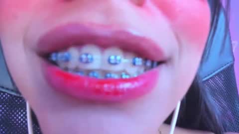 XALLYSONX online show from February 11, 2025, 7:05 pm