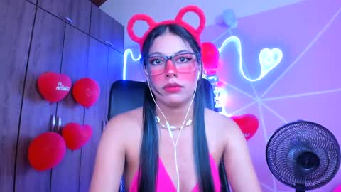 XALLYSONX online show from February 18, 2025, 5:42 pm