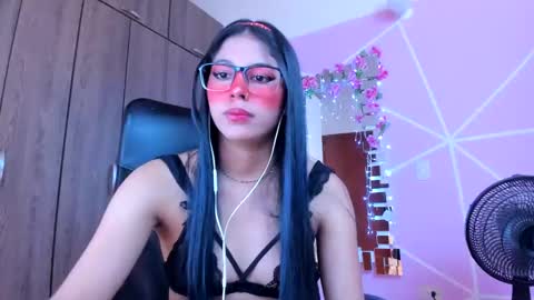 XALLYSONX online show from March 11, 2025, 2:29 pm