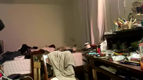 xander0zzz online show from February 4, 2026, 11:38 am