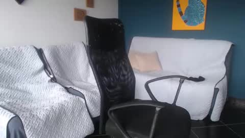 Snapshot of xander_bigcock chatting on December 2, 2024, 7:27 pm Daniel online show from December 2, 2024, 7:27 pm