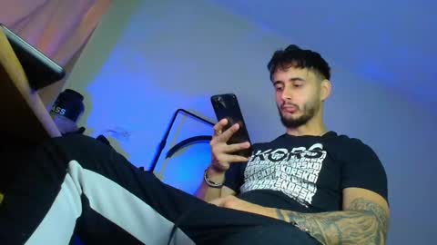 XanderCageX online show from November 11, 2025, 1:22 pm