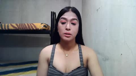 Snapshot of xasianbigcumx chatting on February 4, 2025, 1:23 am xasianbigcumx online show from February 4, 2025, 1:23 am