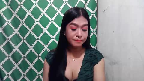 Snapshot of xasianbigcumx chatting on February 19, 2025, 12:25 am xasianbigcumx online show from February 19, 2025, 12:25 am