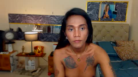 THALIA MOUNT online show from January 21, 2025, 7:47 am