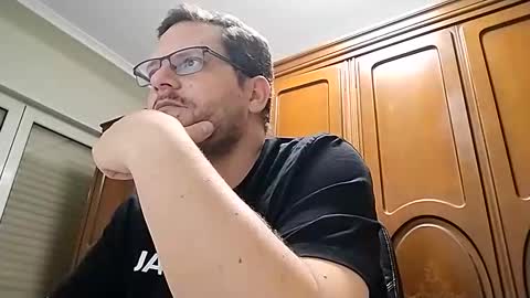 xavi5432 online show from October 4, 2025, 6:06 pm