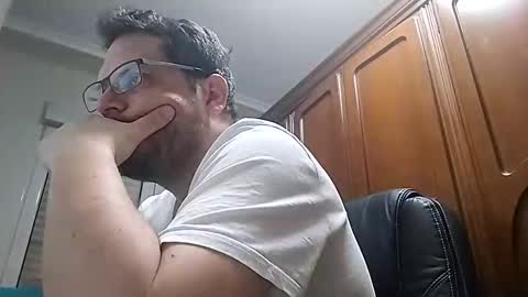 xavi5432 online show from November 23, 2025, 9:03 pm