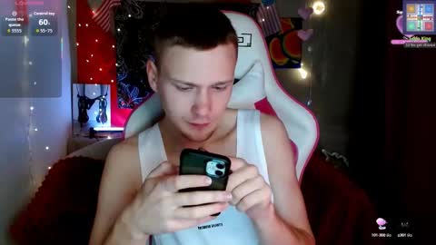 xavier_night81 online show from September 29, 2025, 7:46 am