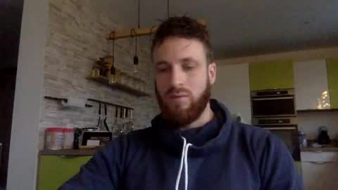 xavou779 online show from December 14, 2024, 8:02 am