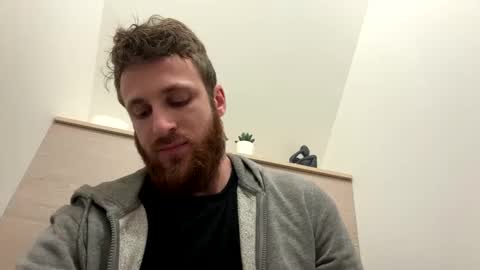 xavou779 online show from January 8, 2025, 6:52 pm