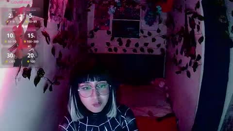 Snapshot of xayah_777 chatting on October 9, 2025, 1:25 am Xayah 777 online show from October 9, 2025, 1:25 am